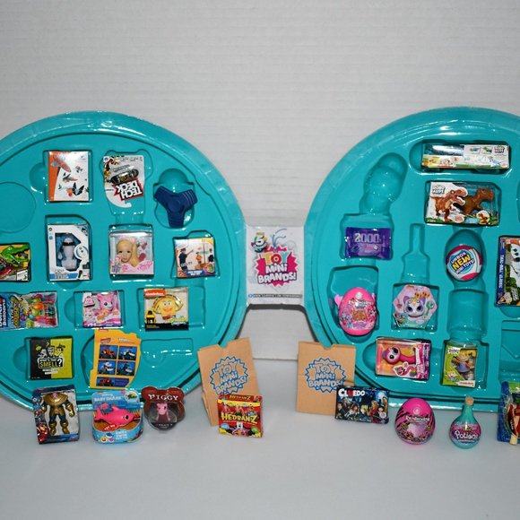 zuru Toys Zuru Mini Brands Mini Toys Blue Case With All Pieces